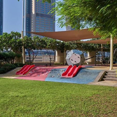 Magnificent 2 Bedroom With Stunning Burj Khalifa View دبي المظهر الخارجي الصورة